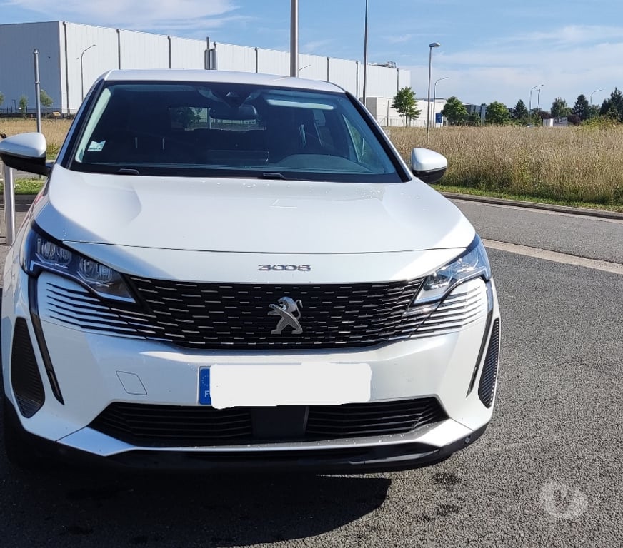 Voiture d'occasion Meurthe-et-Moselle Herserange - 54440 - Photos Vivastreet PEUGEOT 3008 (2) 1,5 HDi 130cv S&S Allure