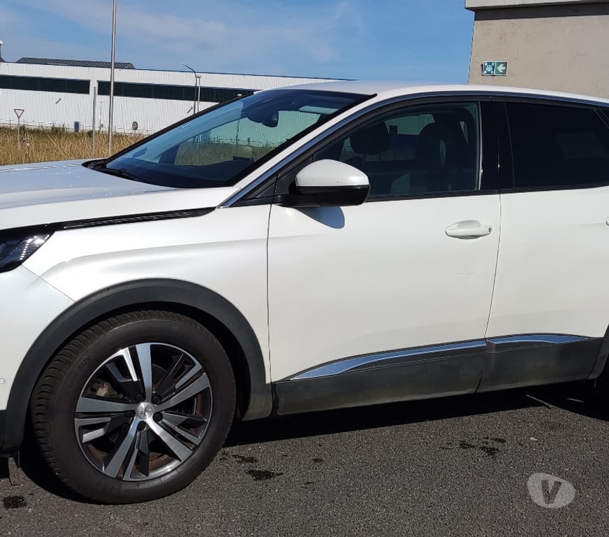 Voiture d'occasion Meurthe-et-Moselle Herserange - 54440 - Photos Vivastreet PEUGEOT 3008 (2) 1,5 HDi 130cv S&S Allure
