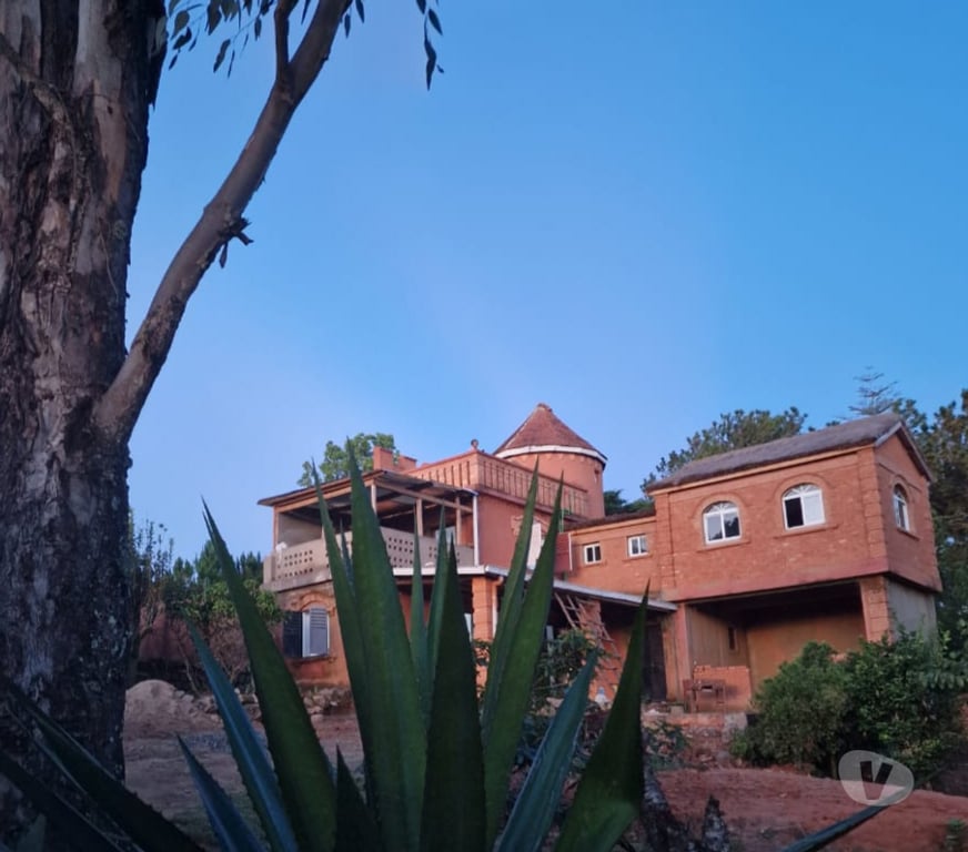 Vente Maison Madagascar - Photos Vivastreet 2 villas F7 et F4 à 20 mn de Tana à vendre