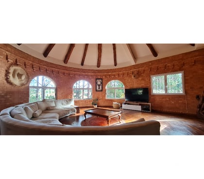 Achat maison - Photos Vivastreet 2 villas F7 et F4 à 20 mn de Tana à vendre