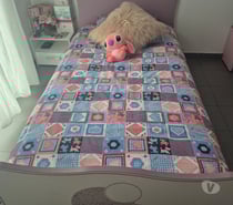 Vends lit tiroir pour fille+ matelas et table chevet