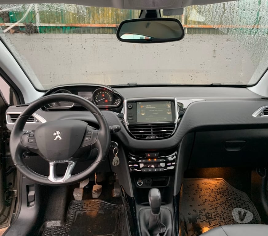 Voiture d'occasion Meurthe-et-Moselle Hatrize - 54800 - Photos Vivastreet Peugeot 2008 Allure 1.6 Essence 120 ch Faible kilométrage