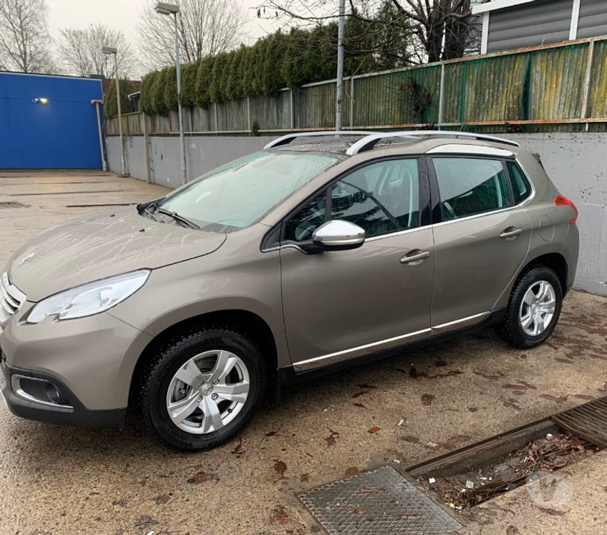 Voiture d'occasion Meurthe-et-Moselle Hatrize - 54800 - Photos Vivastreet Peugeot 2008 Allure 1.6 Essence 120 ch Faible kilométrage