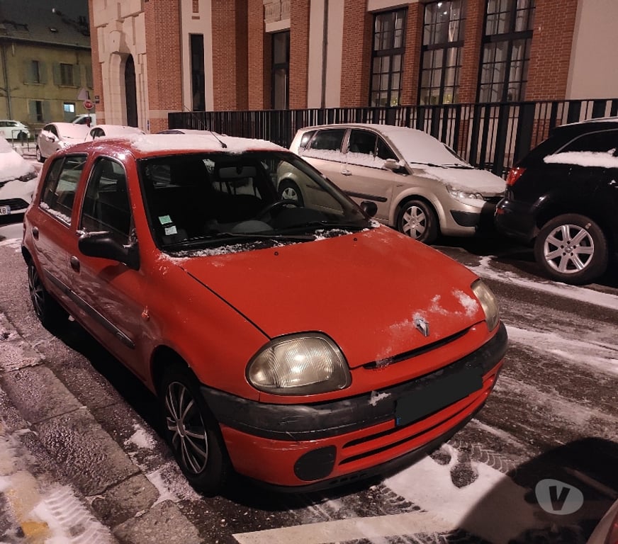 Voiture d'occasion Meurthe-et-Moselle Nancy - Photos Vivastreet Renault Clio 2 à vendre
