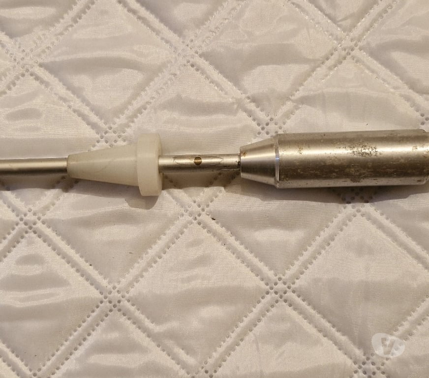 Collection Cher St Pierre les Etieux - 18210 - Photos Vivastreet Militaria ancienne baguette alu de chargement