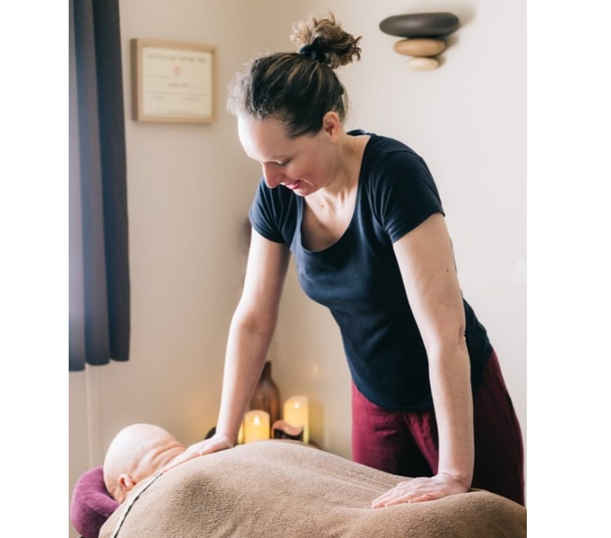 Massages Seine-Saint-Denis Sevran - 93270 - Photos Vivastreet Massages professionnels de relaxation holistiques