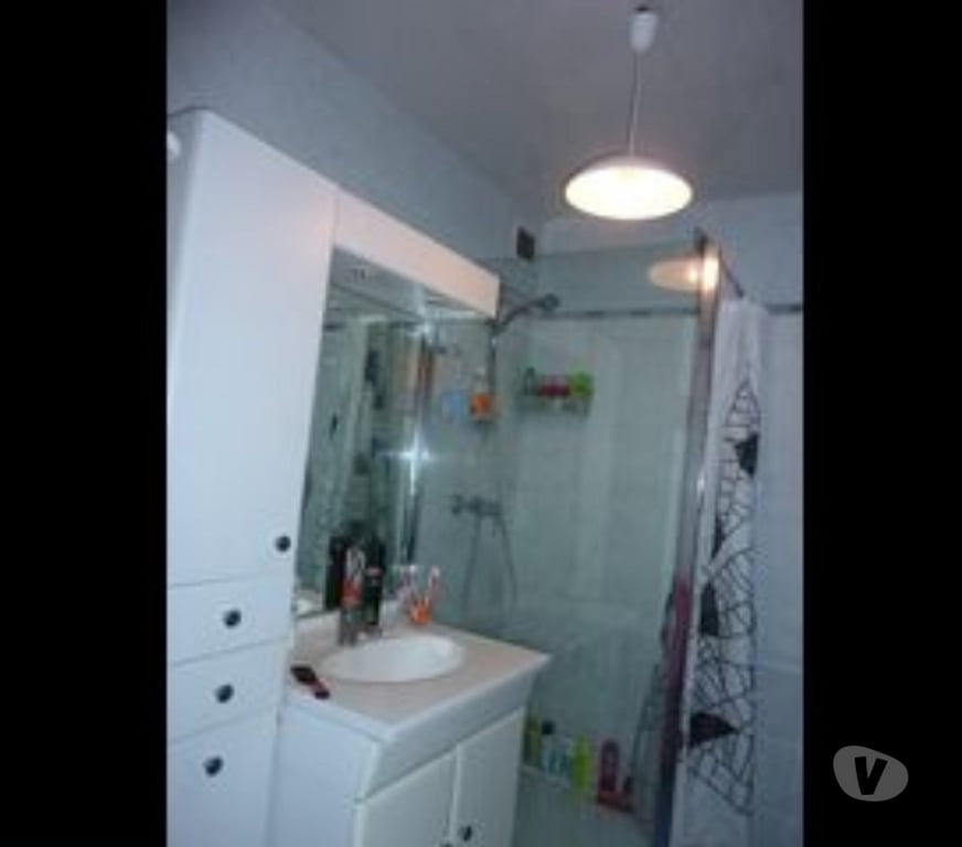Colocations Rhône Lyon - Photos Vivastreet Chambre colocation meublée Lyon 8 pour une FILLE