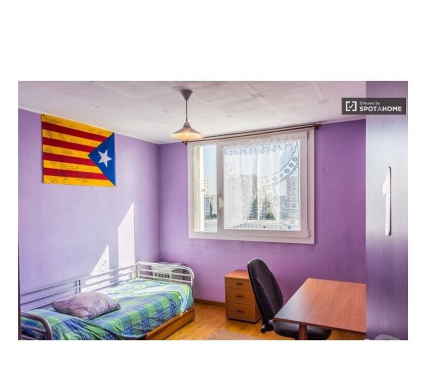 Colocations Rhône Lyon - Photos Vivastreet Chambre colocation meublée Lyon 8 pour une FILLE