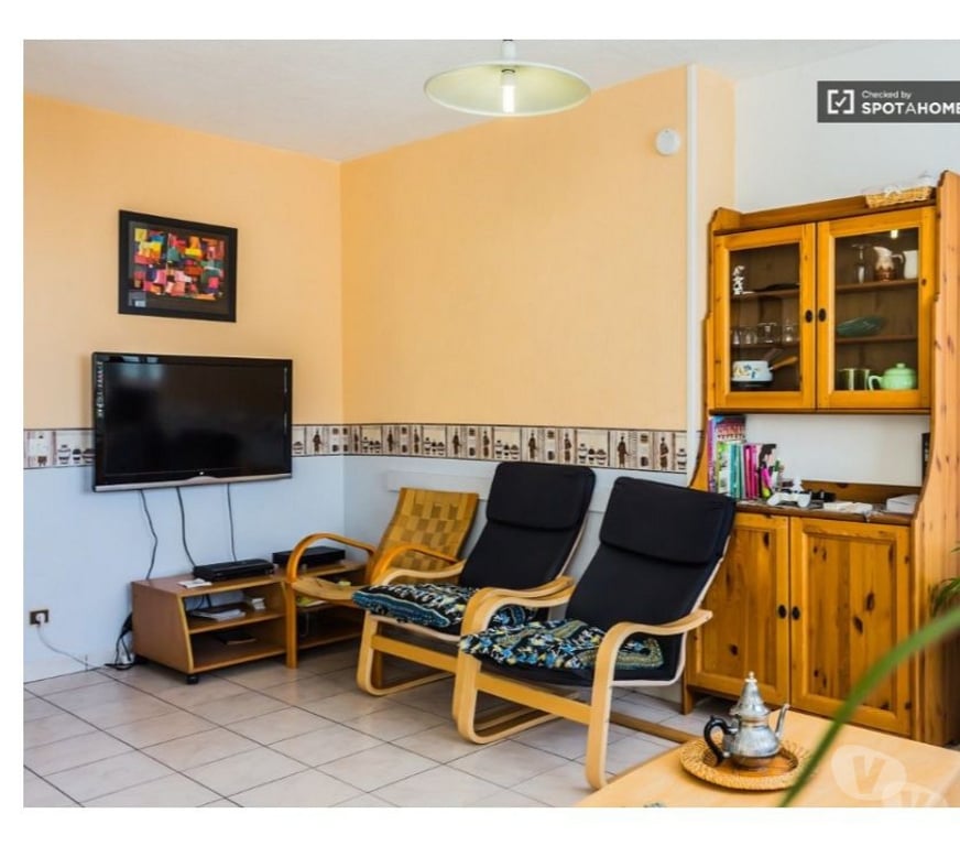 Colocations Rhône Lyon - Photos Vivastreet Chambre colocation meublée Lyon 8 pour une FILLE