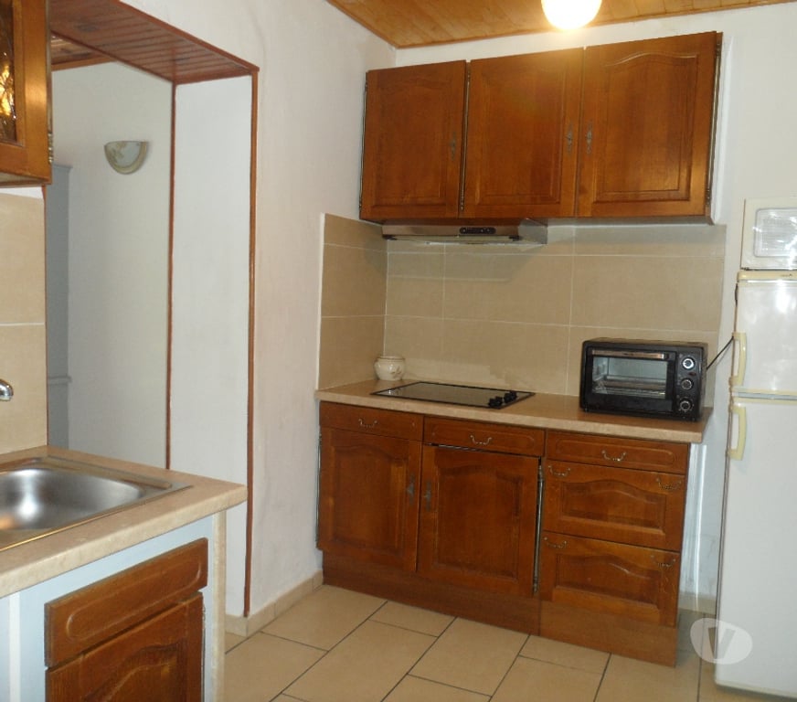 Appartement meublé Vaucluse Apt - 84400 - Photos Vivastreet Loue T2 meublé 3 pièces 46m² près de la poste à Apt