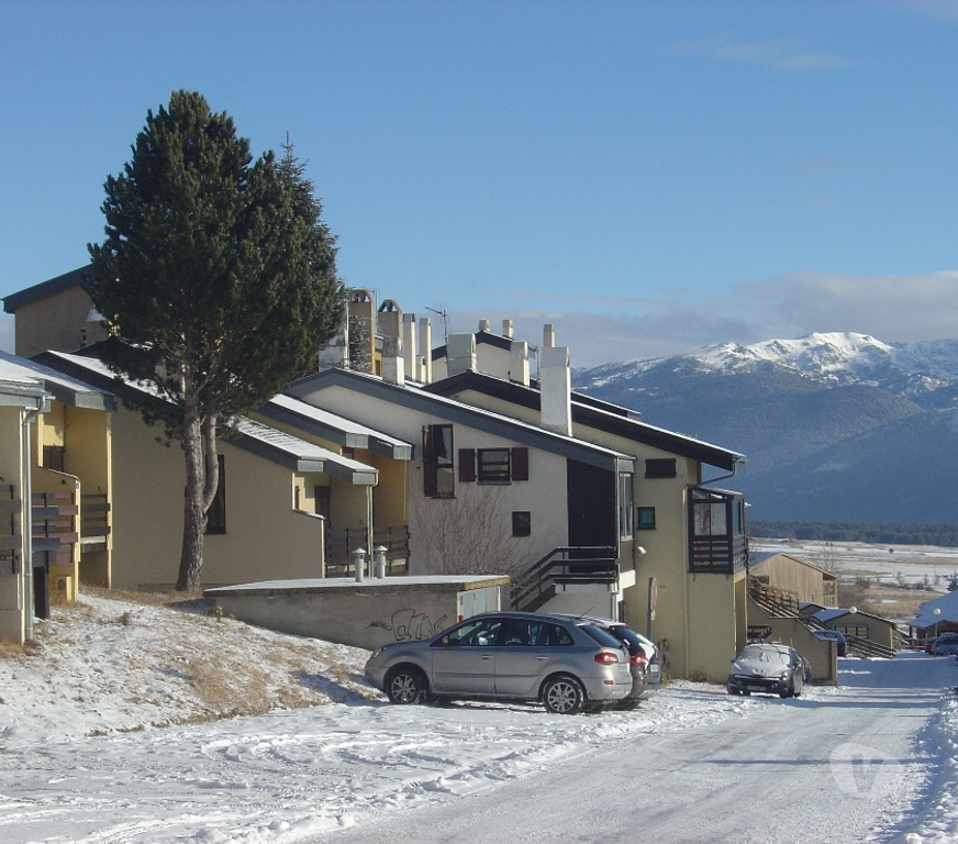 location saisonniere Pyrénées-Orientales Les Angles - 66210 - Photos Vivastreet Appartement bien situé aux angles plein sud