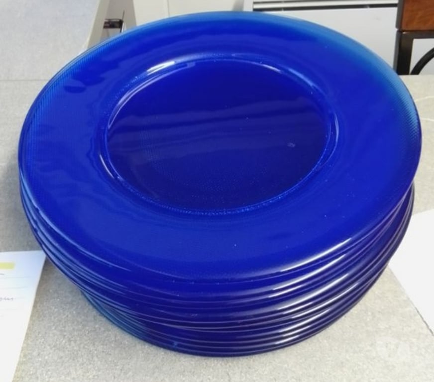 Ameublement & art de la table Meurthe-et-Moselle Piennes - 54490 - Photos Vivastreet RARE Propose cette série de 12 grandes assiettes