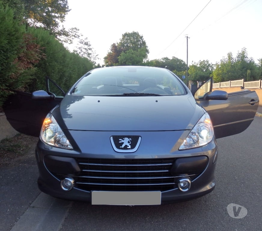 Voiture d'occasion Doubs Besancon - 25000 - Photos Vivastreet PEUGEOT 307CC Sport-Pack entièrement restaurée