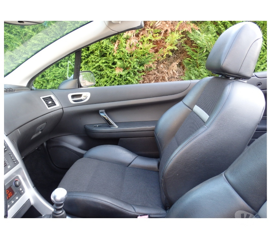 Voiture d'occasion Doubs Besancon - 25000 - Photos Vivastreet PEUGEOT 307CC Sport-Pack entièrement restaurée