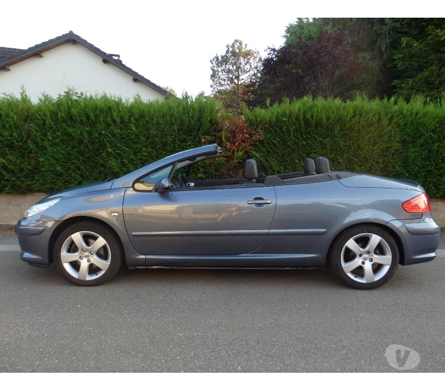 Voiture d'occasion Doubs Besancon - 25000 - Photos Vivastreet PEUGEOT 307CC Sport-Pack entièrement restaurée
