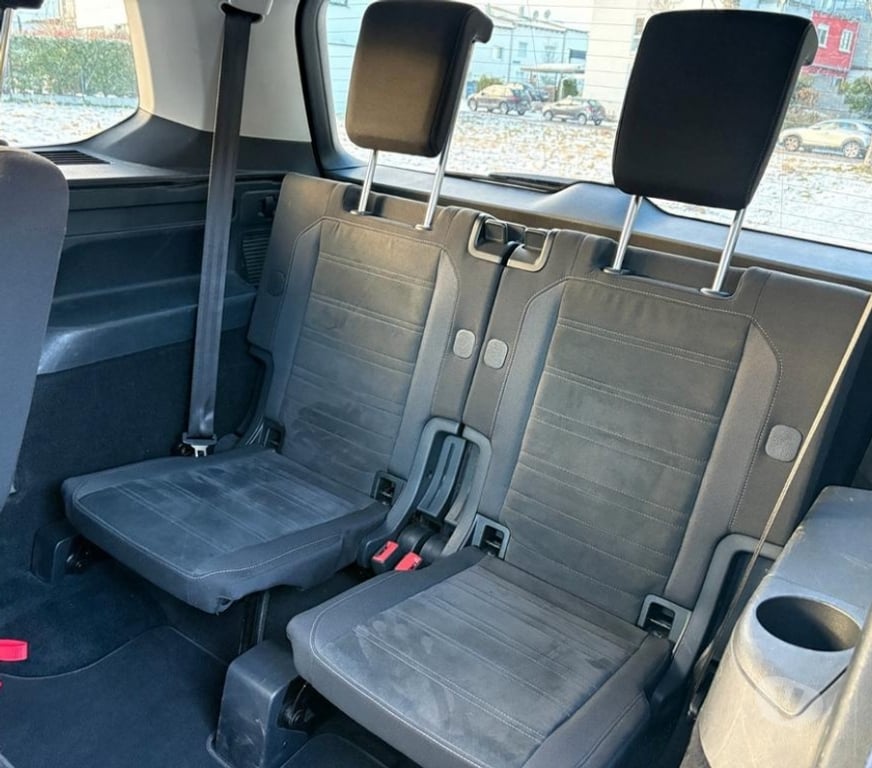 Voiture d'occasion Côte-d'Or Agey - 21410 - Photos Vivastreet Volkswagen Touran 1.4 TSI DSG Highline ACC AHK