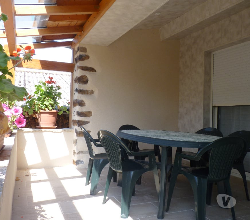 location saisonniere Puy-de-Dôme St Julien de Coppel - 63160 - Photos Vivastreet Gîte classé 3 * Tout confort - calme - nature - campagne