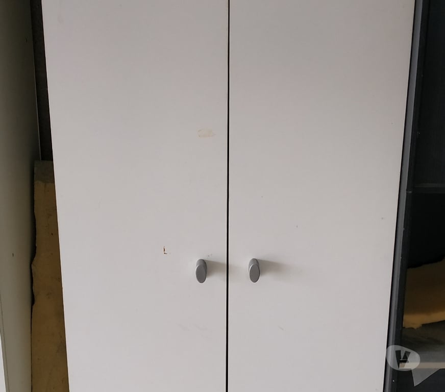 Ameublement & art de la table Rhône St Vincent de Reins - 69240 - Photos Vivastreet paire d'armoires