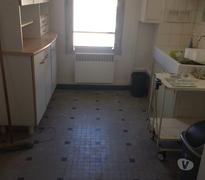 Appartement meublé Hérault Montpellier - Photos Vivastreet Loue T2 meublé Montpellier centre 3eme etage