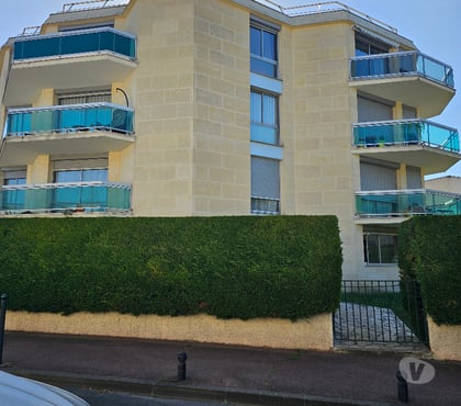 bureaux locaux St Maur des Fosses Val-de-Marne - Photos Vivastreet BUREAUX PROFESSIONNELS RDC 92 m² + DOUBLE BOX 25 m²