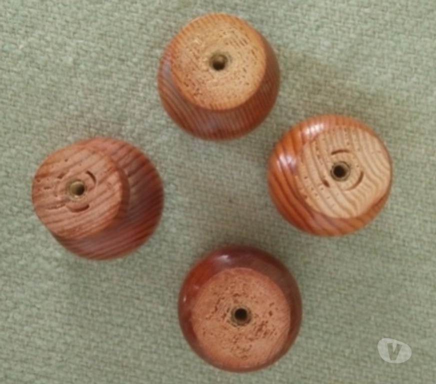 Ameublement & art de la table Seine-Saint-Denis La Courneuve - 93120 - Photos Vivastreet Boutons ronds pour meubles