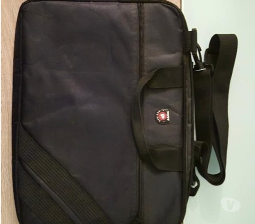 Informatique Seine-Saint-Denis Romainville - 93230 - Photos Vivastreet PC Portable Gamer Gigabyte Aero 15 OLED - Très bon état