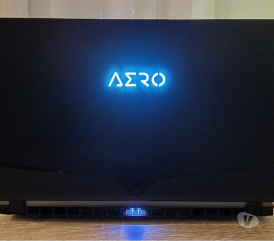 Informatique Seine-Saint-Denis Romainville - 93230 - Photos Vivastreet PC Portable Gamer Gigabyte Aero 15 OLED - Très bon état