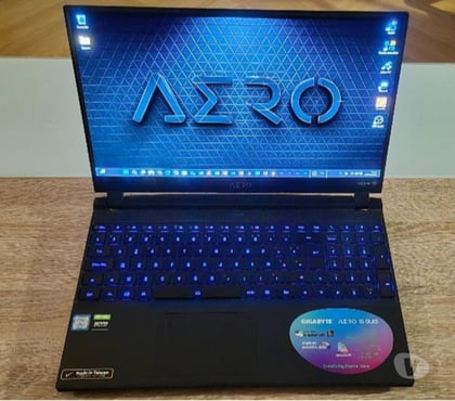 Informatique Romainville Seine-Saint-Denis - Photos Vivastreet PC Portable Gamer Gigabyte Aero 15 OLED - Très bon état