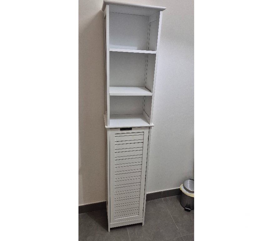 Ameublement & art de la table Seine-Saint-Denis Romainville - 93230 - Photos Vivastreet Meuble colonne de salle de bain blanc avec porte persienne