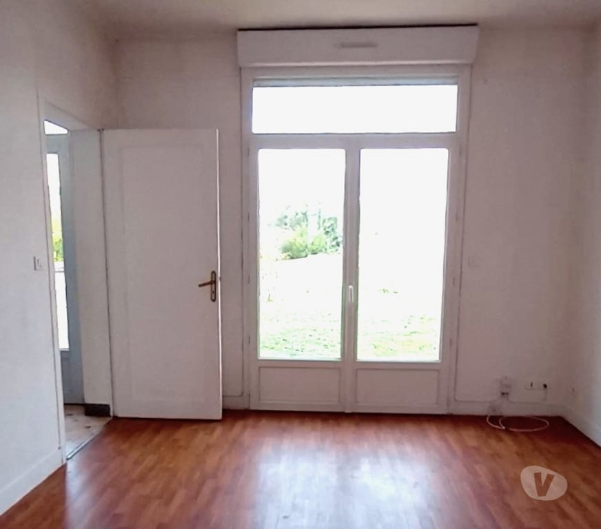 Location maison Eure Gisors - 27140 - Photos Vivastreet Maison T5 duplex 103,5m2 à Gisors. Disponible.