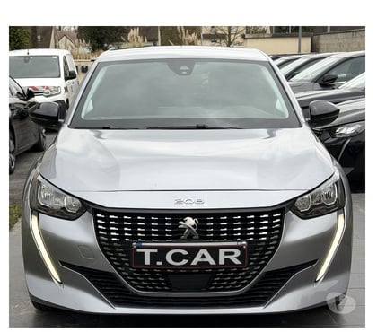 Photos Vivastreet PEUGEOT 208 STYLE 75 CH ESSENCE AN 2023 29200 KM