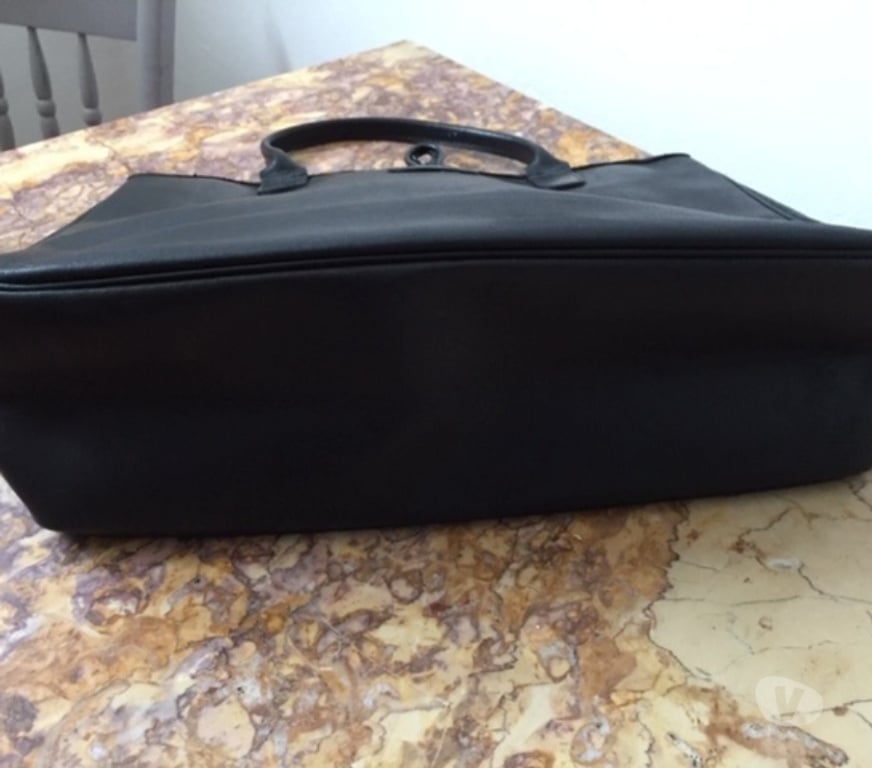 Accessoires - Bagagerie Vaucluse Vaison la Romaine - 84110 - Photos Vivastreet sac " roseau " longchamp