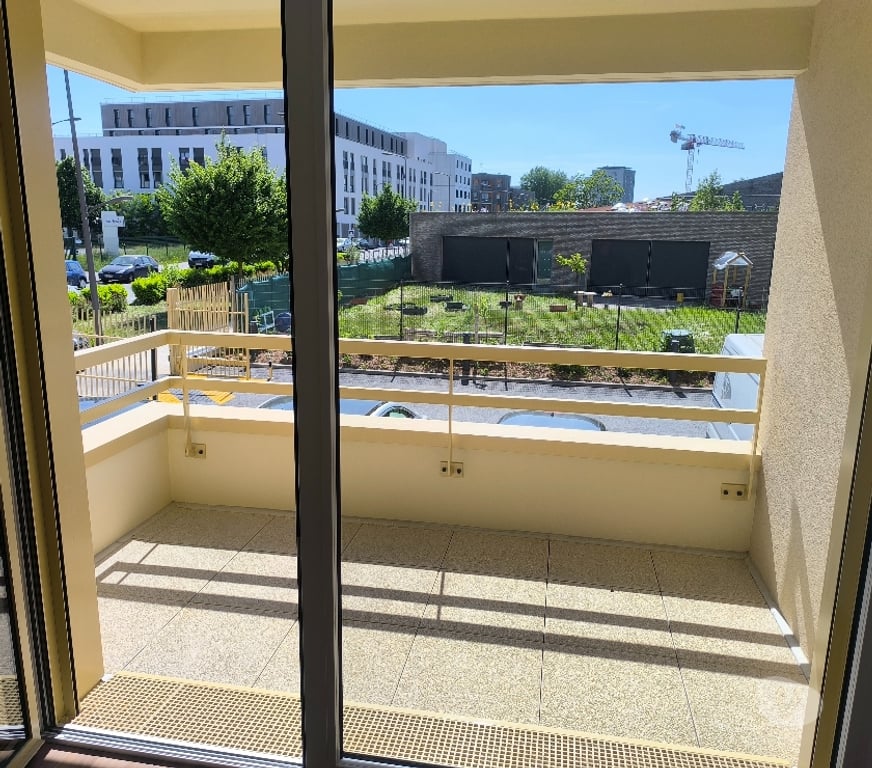 Appartements à vendre Seine-Saint-Denis Clichy sous Bois - 93390 - Photos Vivastreet Vends T3-NEUF-Clichy sous bois 93390