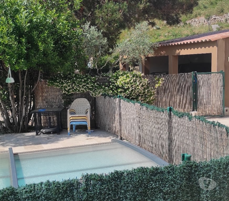 Vente Maison Bouches-du-Rhône Allauch - 13190 - Photos Vivastreet Maison T2 3 + Studio + piscine + 3 garages couverts.