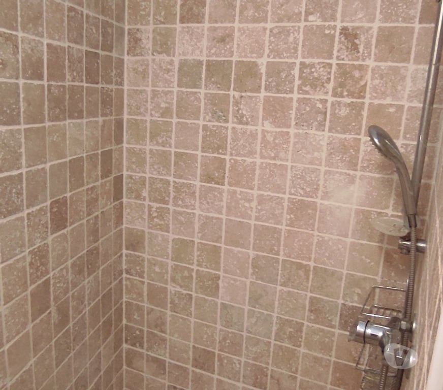 Vente Maison Bouches-du-Rhône Allauch - 13190 - Photos Vivastreet Maison T2 3 + Studio + piscine + 3 garages couverts.