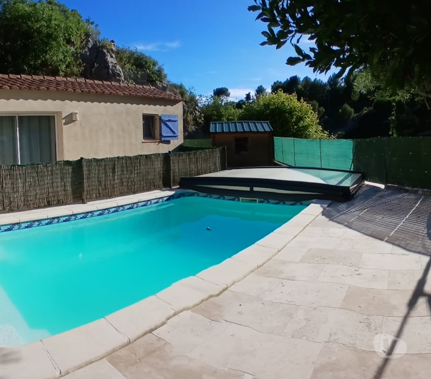 Vente Maison Bouches-du-Rhône Allauch - 13190 - Photos Vivastreet VILLA T3+Studio+2 GD TERRASSES, piscine, 465000€.