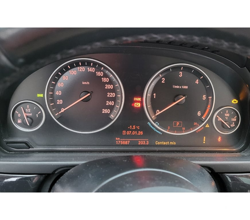 Voiture d'occasion Loire Chateauneuf - 42800 - Photos Vivastreet BMW 518d Touring Finition Lounge Plus 150ch