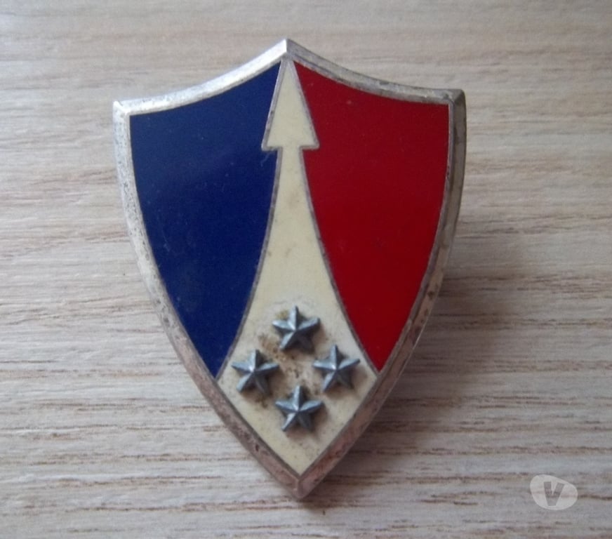 Collection Manche Valognes - 50700 - Photos Vivastreet insigne militaire état major 2° corps armée Forces F