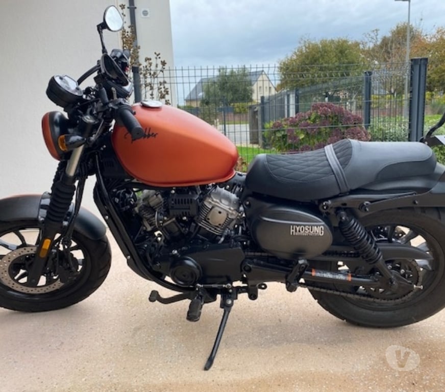 Moto d'occasion Morbihan Surzur - 56450 - Photos Vivastreet bobber 125cm3 en parfait état