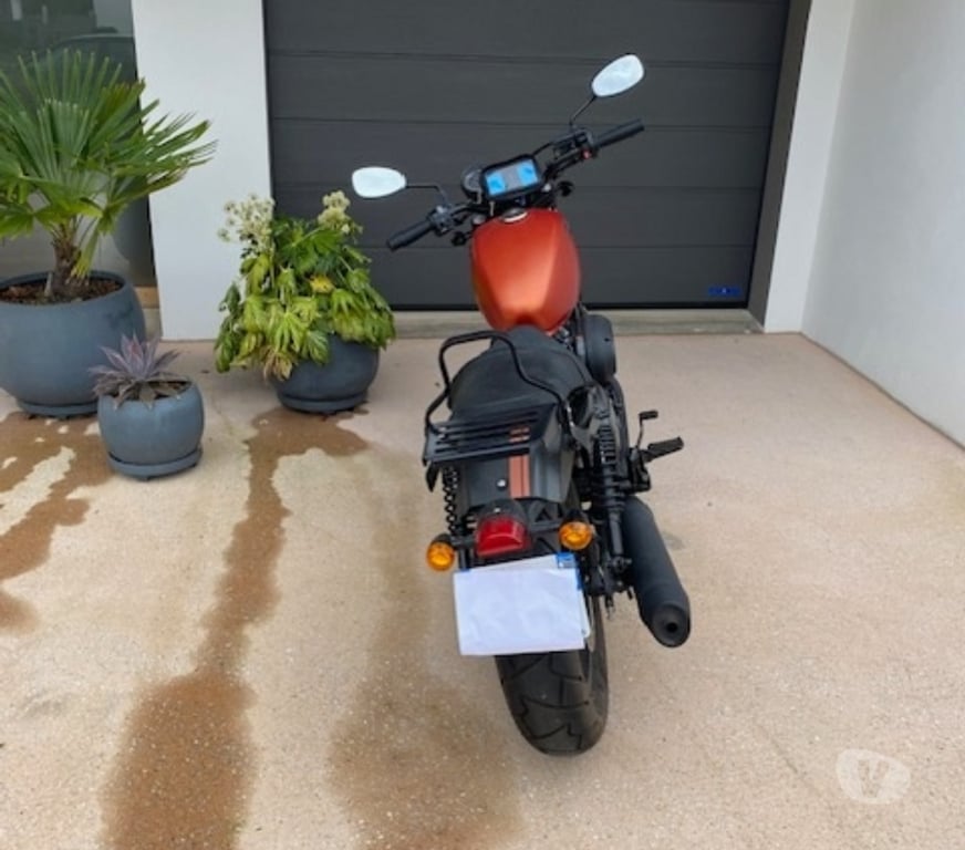 Moto d'occasion Morbihan Surzur - 56450 - Photos Vivastreet bobber 125cm3 en parfait état