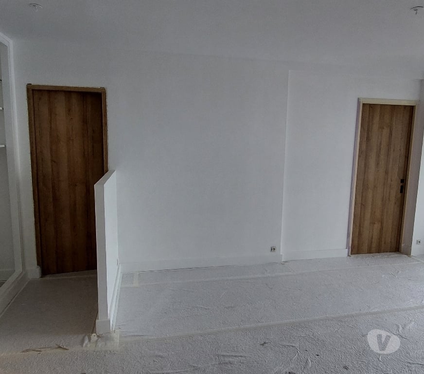 Artisans & dépannages Yvelines Versailles - 78000 - Photos Vivastreet Peintre Renovation Interieur