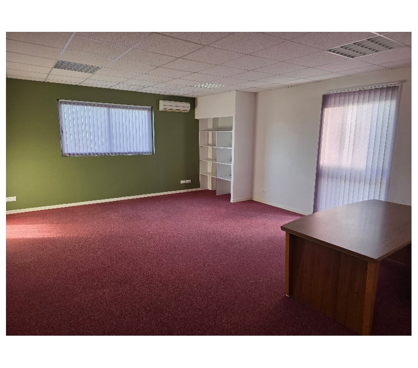 bureaux locaux Drôme Valence - 26000 - Photos Vivastreet Superbe bureau de 300m2 à louer Valence dans parc de 4000m2