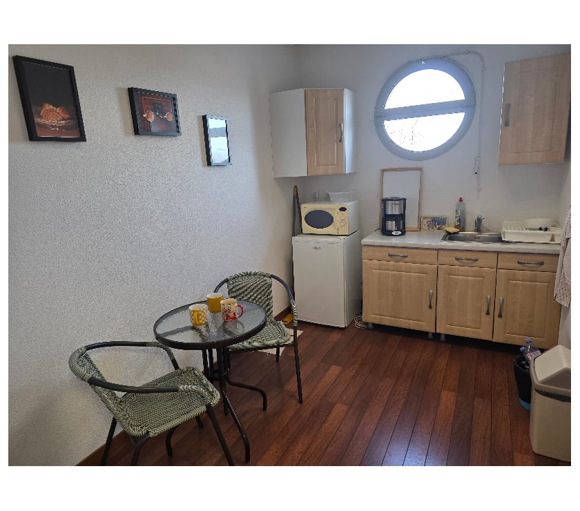 bureaux locaux Drôme Valence - 26000 - Photos Vivastreet Superbe bureau de 300m2 à louer Valence dans parc de 4000m2