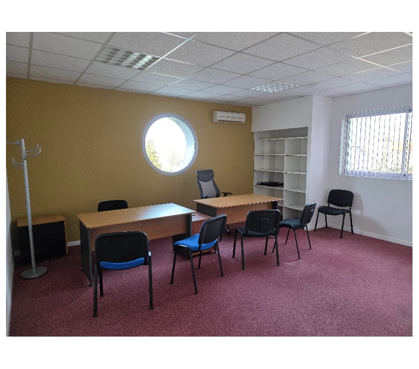 Bureaux Valence Drôme - Photos Vivastreet Superbe bureau de 300m2 à louer Valence dans parc de 4000m2