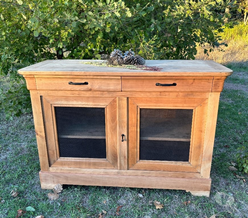 Ameublement & art de la table Var La Garde Freinet - 83680 - Photos Vivastreet Buffet restauré