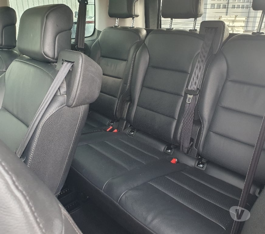 Voiture d'occasion Vaucluse Cavaillon - 84300 - Photos Vivastreet PEUGEOT TRAVELLER 2.0 BLUEHDI 180 STANDARD ALLURE EAT8