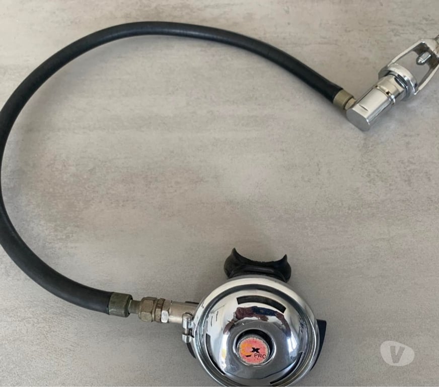 Collection Var Cuers - 83390 - Photos Vivastreet Antiquité de marine, casque et matériel de scaphandrier