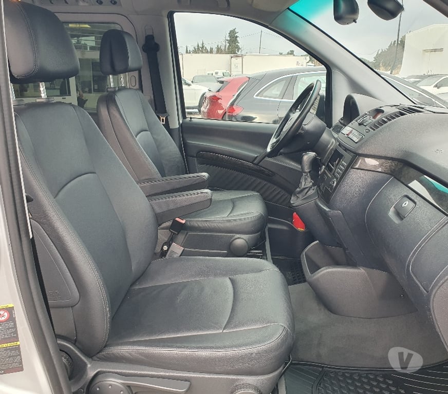 Voiture d'occasion Vaucluse Cavaillon - 84300 - Photos Vivastreet VIANO 3.0 CDI Ambiente Long BVA 8 Places V6