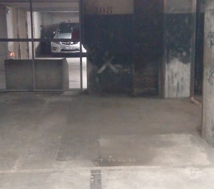 Vente Parking - Garage Paris 10ème ardt Paris - Photos Vivastreet Parking à vendre rue d'Enghien, Paris 10ème