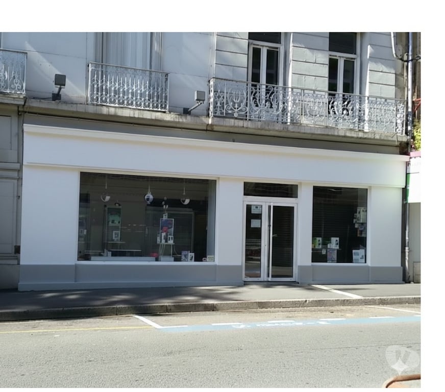 Fond de Commerce a vendre Loire Le Chambon Feugerolles - 42500 - Photos Vivastreet Local 125m² + sous sol 55m² Vente location Centre-ville